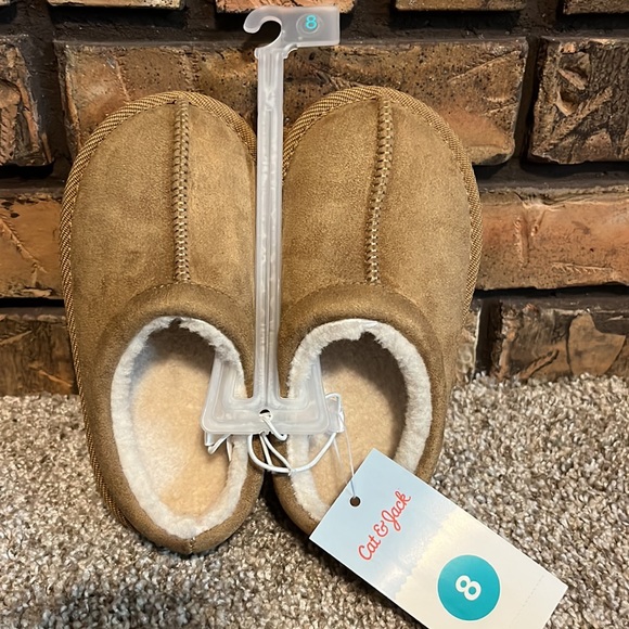 NWT Cat and Jack Toddler Channing Clog Slippers in Brown - Picture 4 of 9